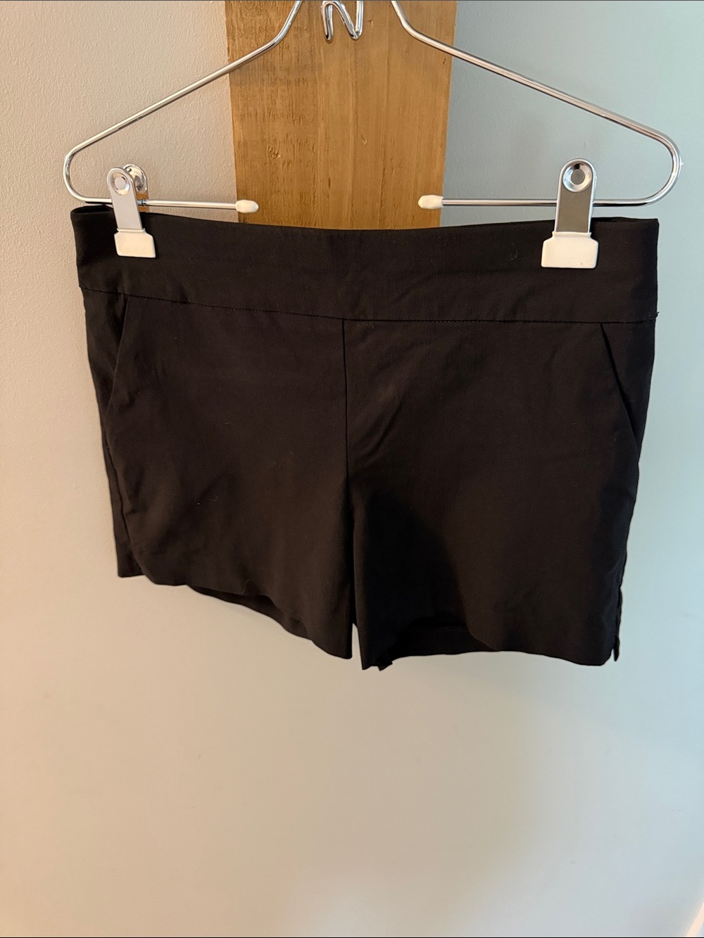 New York & Company Black High-Waist Stretch Shorts